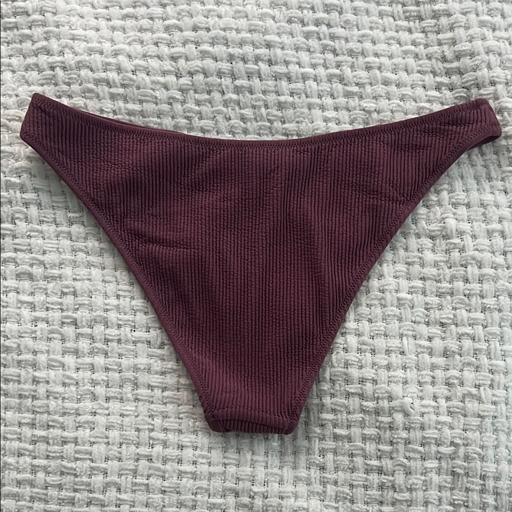 Shade & Shore Ribbed Bikini - Picture 3 of 7